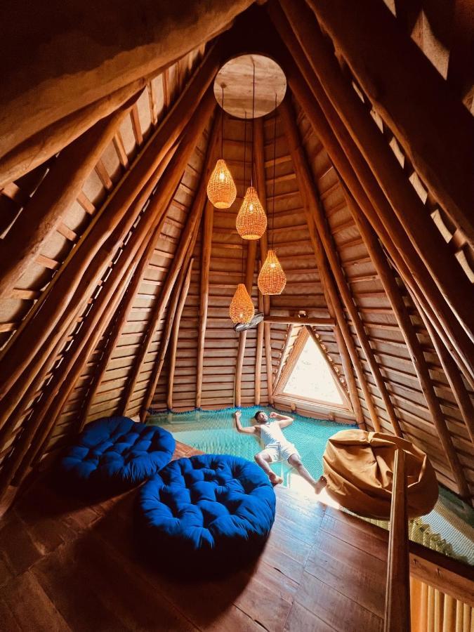 Turtle Wood Cabin Tangalle Eksteriør bilde