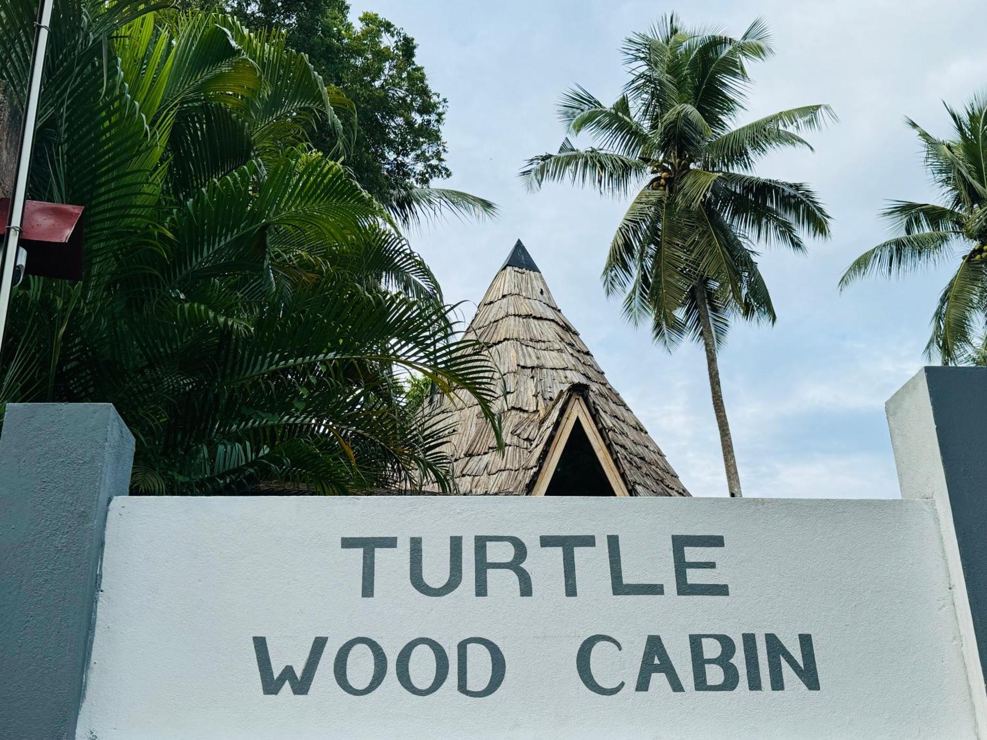 Turtle Wood Cabin Tangalle Eksteriør bilde