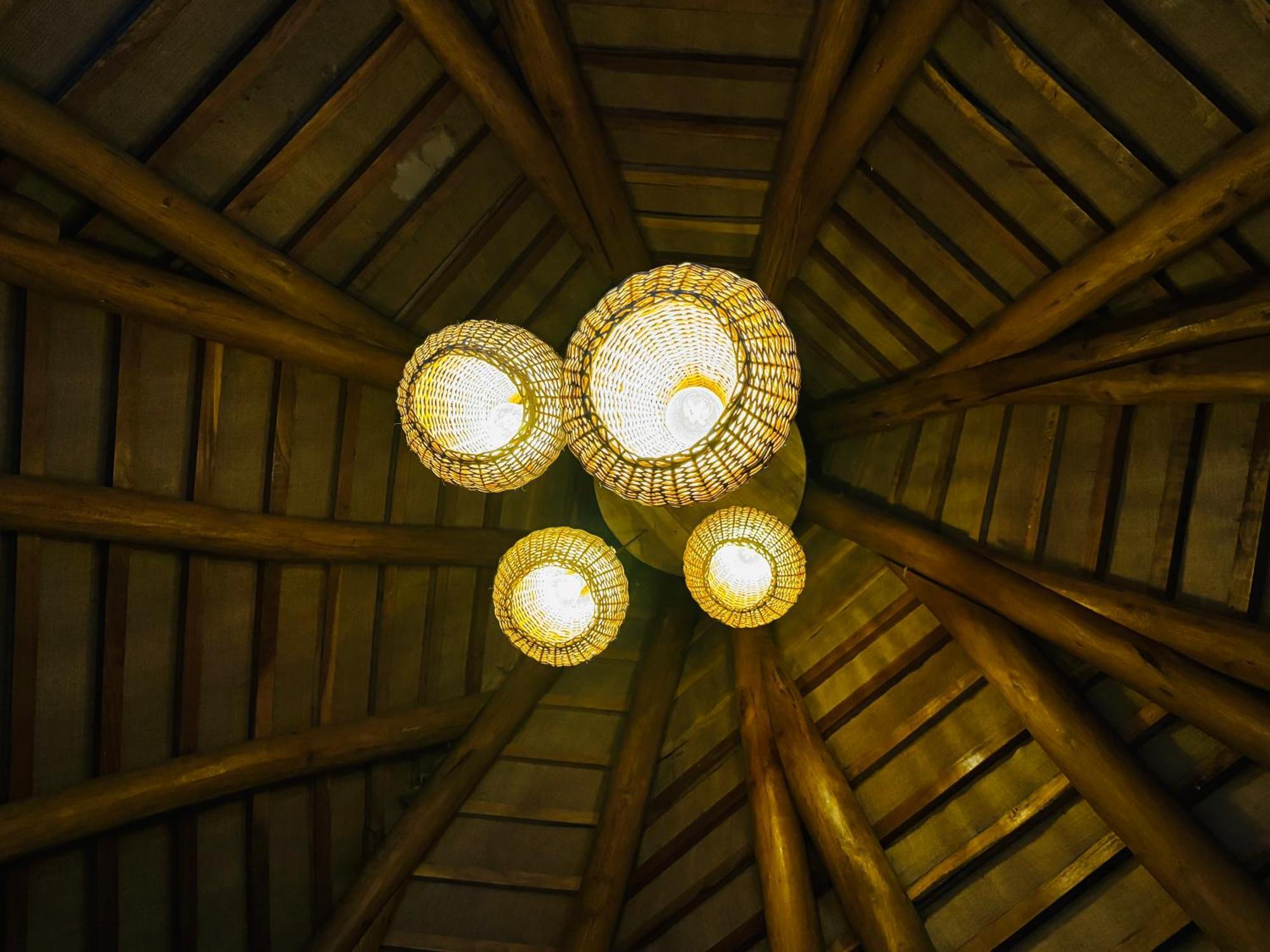 Turtle Wood Cabin Tangalle Eksteriør bilde